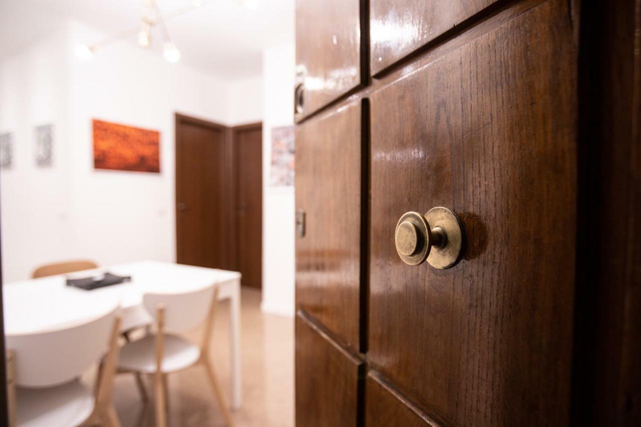 Appartement Municipiohouse-84 By Dimorra à Naples Extérieur photo