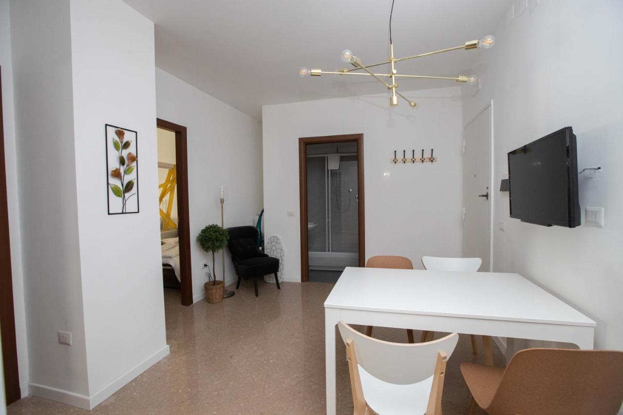 Appartement Municipiohouse-84 By Dimorra à Naples Extérieur photo