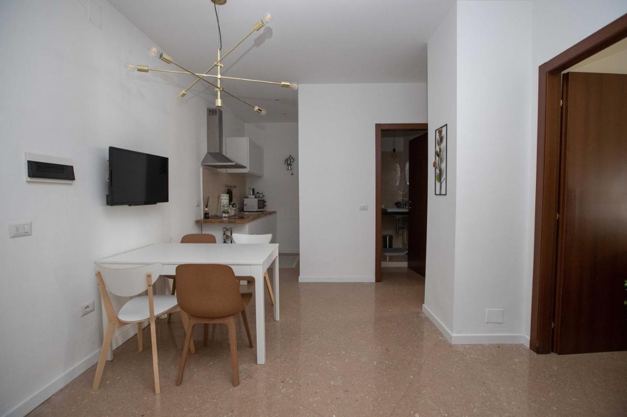 Appartement Municipiohouse-84 By Dimorra à Naples Extérieur photo